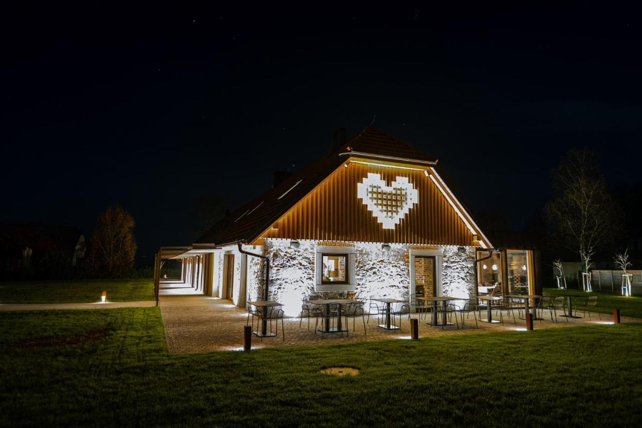 Resort Village Majer Gradac Kültér fotó